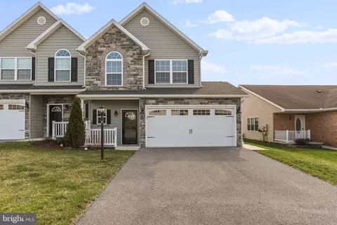 305 Tritle Ave, Waynesboro, PA 17268