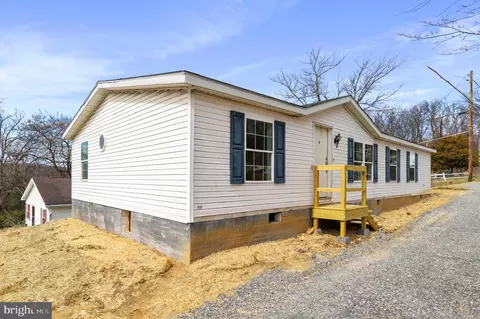 12938 Mentzer Gap Rd, Waynesboro, PA 17268