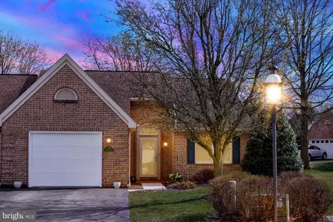 47 Sanibel Ln, Chambersburg, PA 17201
