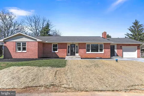 14393 Walnut Loop, Greencastle, PA 17225