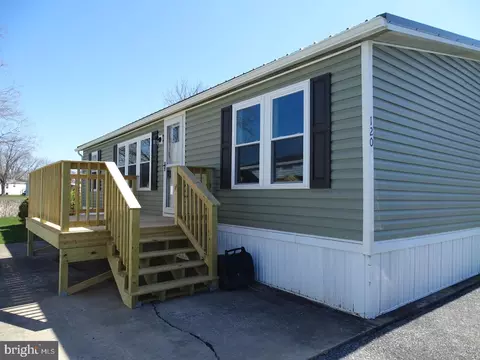 120 Medallion Dr #100, Fayetteville, PA 17222