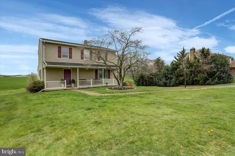238 Hickory Drive Dr, Fayetteville, PA 17222