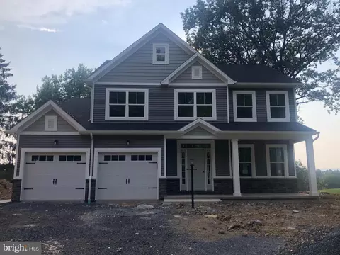 955 Forest Rd, Chambersburg, PA 17202