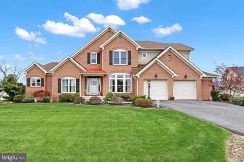 1134 Shannon Drive South S, Greencastle, PA 17225