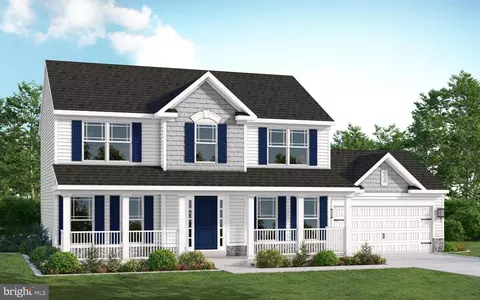 421 Paradise View Dr, Greencastle, PA 17225