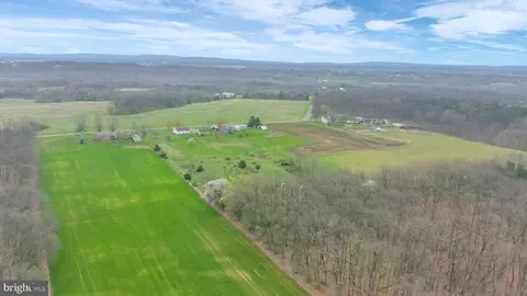 2991 Jacks Mill Rd, Chambersburg, PA 17202