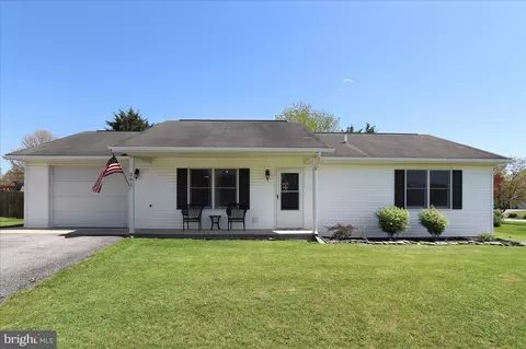 261 Pattison Dr, Shippensburg, PA 17257