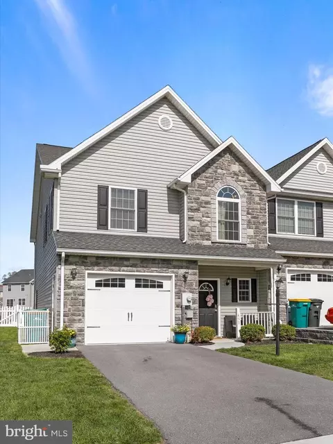 453 Frick Ave, Waynesboro, PA 17268