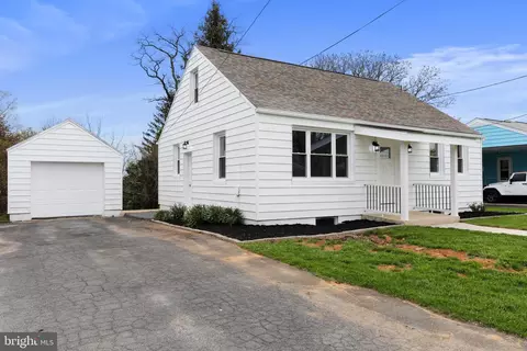 2493 New Franklin Rd W, Chambersburg, PA 17202