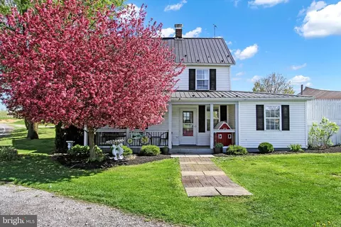3806 Clay Hill Rd, Waynesboro, PA 17268