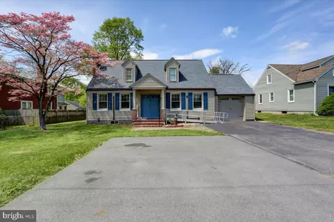 2031 Philadelphia Ave, Chambersburg, PA 17201