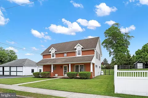 86 Grandview Ave, Chambersburg, PA 17201