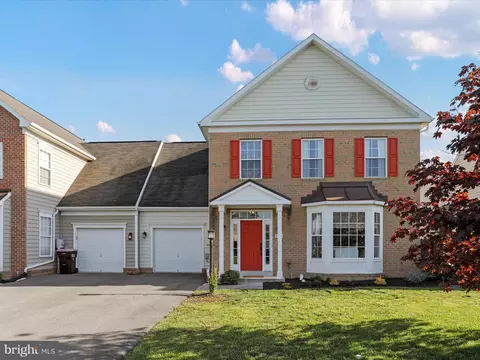 3683 Rolling Hills Dr, Greencastle, PA 17225