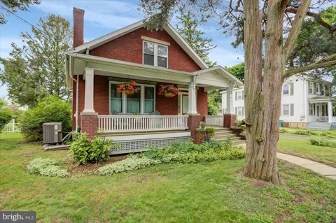 328 Stouffer Ave, Chambersburg, PA 17201