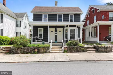 43 Clayton Ave, Waynesboro, PA 17268