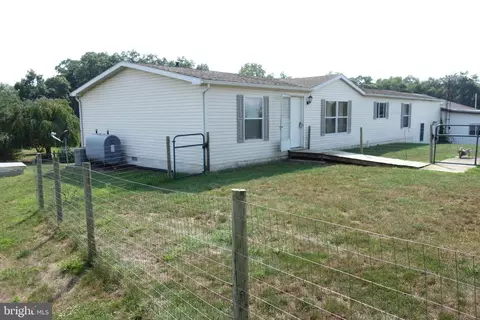 4526 Maclays Mill Rd, Shippensburg, PA 17257