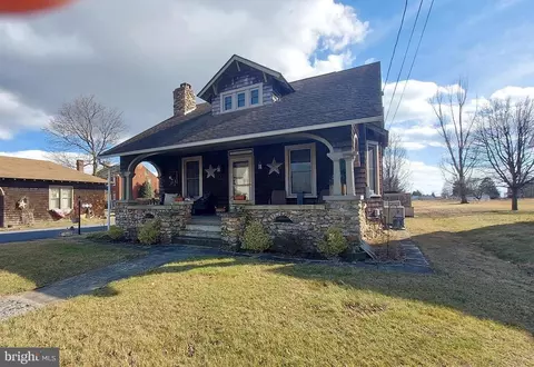 6844 Lincoln Way W, Saint Thomas, PA 17252