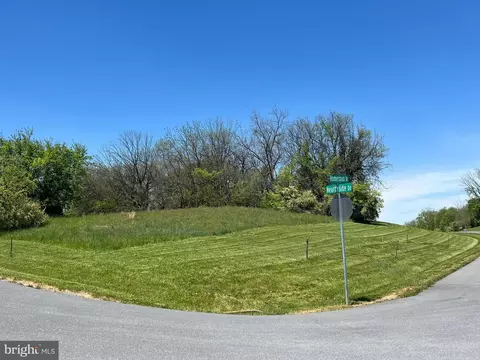 1473 Homespun Dr, Chambersburg, PA 17202