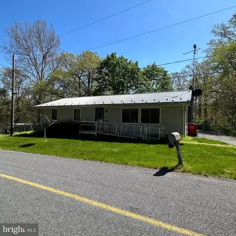 9648 Circle Dr, Chambersburg, PA 17202
