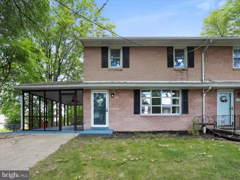 195 Hamilton Rd, Chambersburg, PA 17201