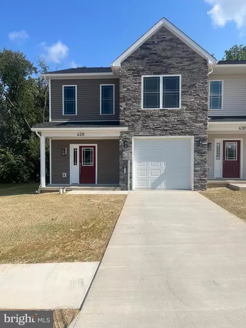 428 Frick Ave, Waynesboro, PA 17268