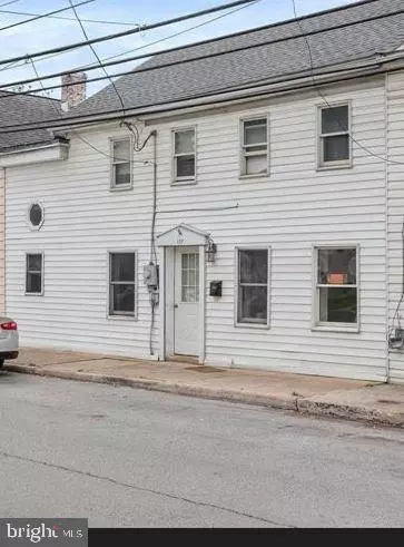 157 S Fourth St, Chambersburg, PA 17201