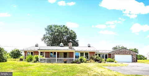 3952 Edenville Rd, Chambersburg, PA 17202