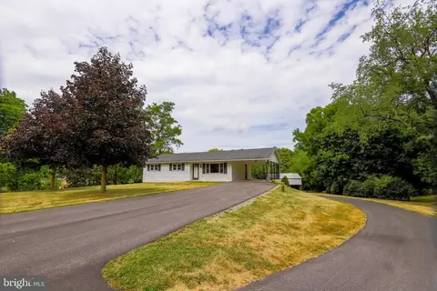 6905 Grindstone Hill Rd, Chambersburg, PA 17202