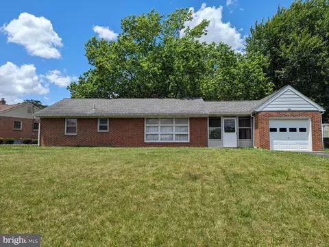 818 Park St #26, Waynesboro, PA 17268