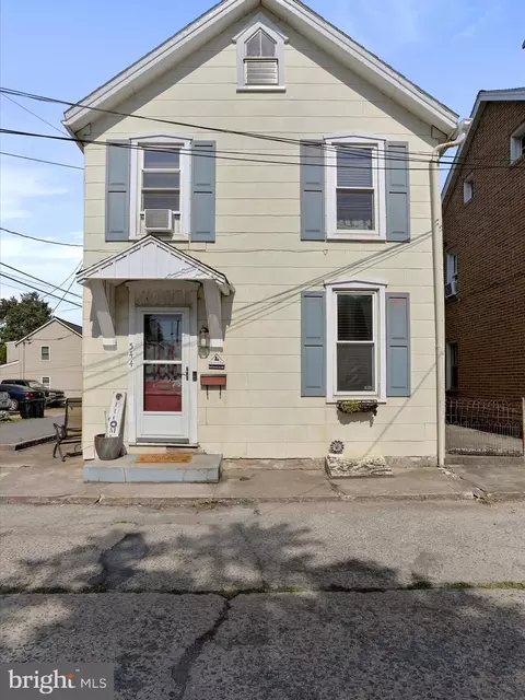 544 East Point Ave, Chambersburg, PA 17201