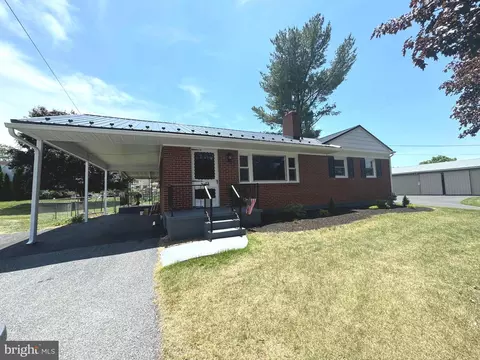 403 S S Main St, Mont Alto, PA 17237