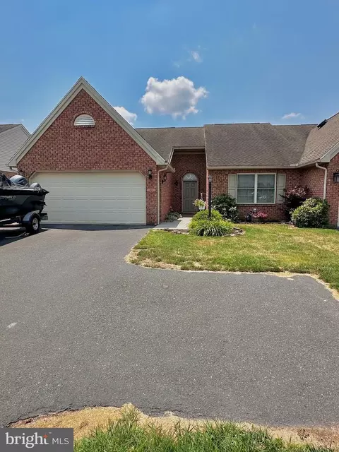 185 Mill Rd #18, Chambersburg, PA 17201