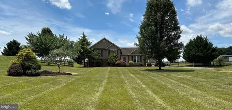 15247 Mercersburg Rd, Greencastle, PA 17225