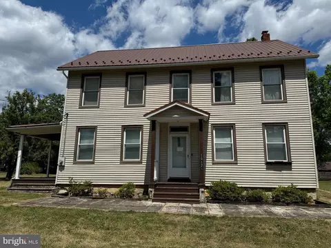 13121 Main St, Fort Loudon, PA 17224