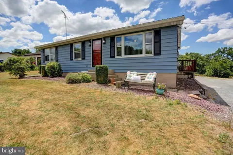 3594 Filer Rd, Greencastle, PA 17225