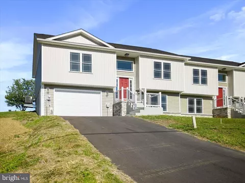 12197 Polk Town Rd, Waynesboro, PA 17268