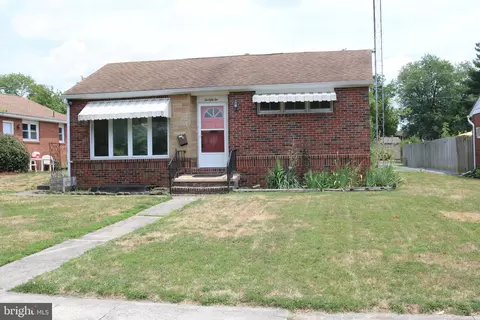 252 Grandview Ave W, Chambersburg, PA 17201