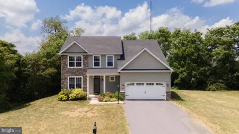 2303 Austin Ave, Chambersburg, PA 17202