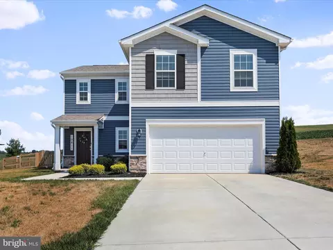 10811 Ridge Crest Dr, Waynesboro, PA 17268