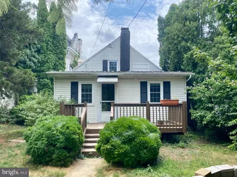 147 W Main, Waynesboro, PA 17268