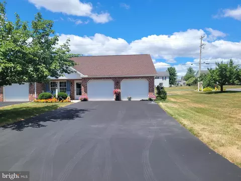 400 Kara Way, Shippensburg, PA 17257