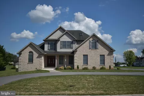 11 Celestial Ter, Greencastle, PA 17225