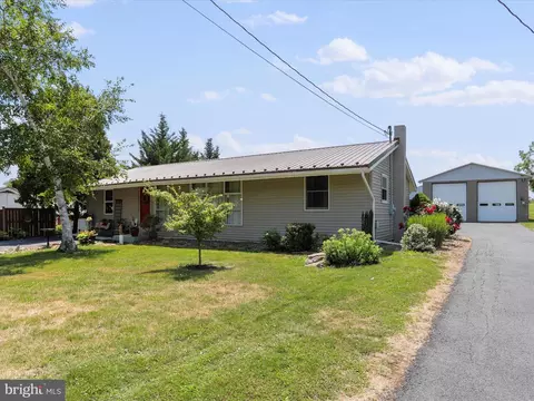 9874 Upper Strasburg Rd, Upperstrasburg, PA 17265