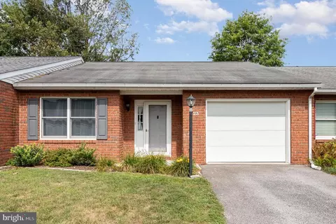 223 Minnich Rd, Chambersburg, PA 17201