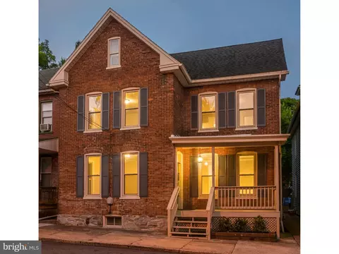 119 Harrison Ave, Waynesboro, PA 17268