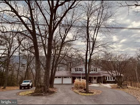 5630 Forest Ln, Fort Loudon, PA 17224