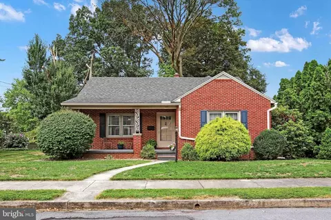 439 S Eighth St, Chambersburg, PA 17201