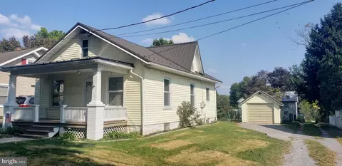 11868 Grace St, Waynesboro, PA 17268