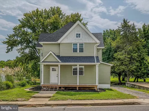 5554 Buchanan Trail West W, Greencastle, PA 17225