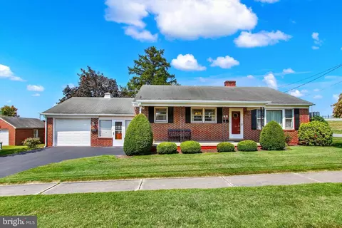 336 Harrison Ave, Waynesboro, PA 17268